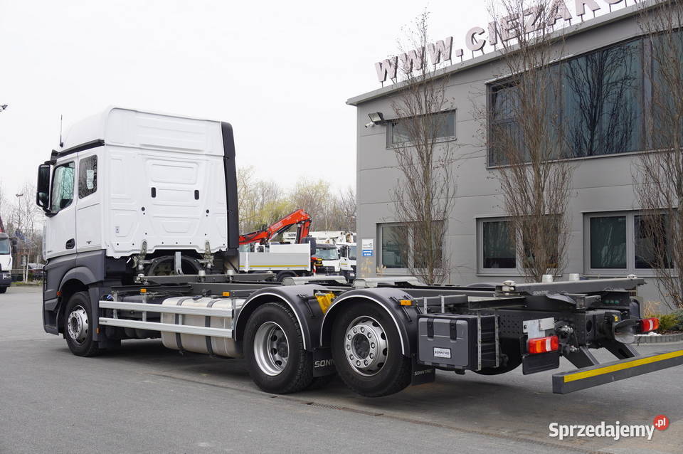 MercedesBenz Actros 2540 6x2 10 Kabina 5 10000km Kraków