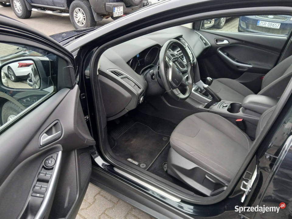 Ford Focus 16i TITANIUM alufelgi klimatronik Gryfino