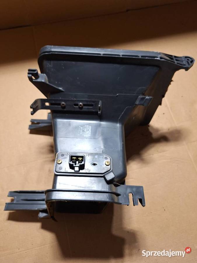 Kanał powietrza nawiewu TOYOTA Denso 8721135150 osobowe