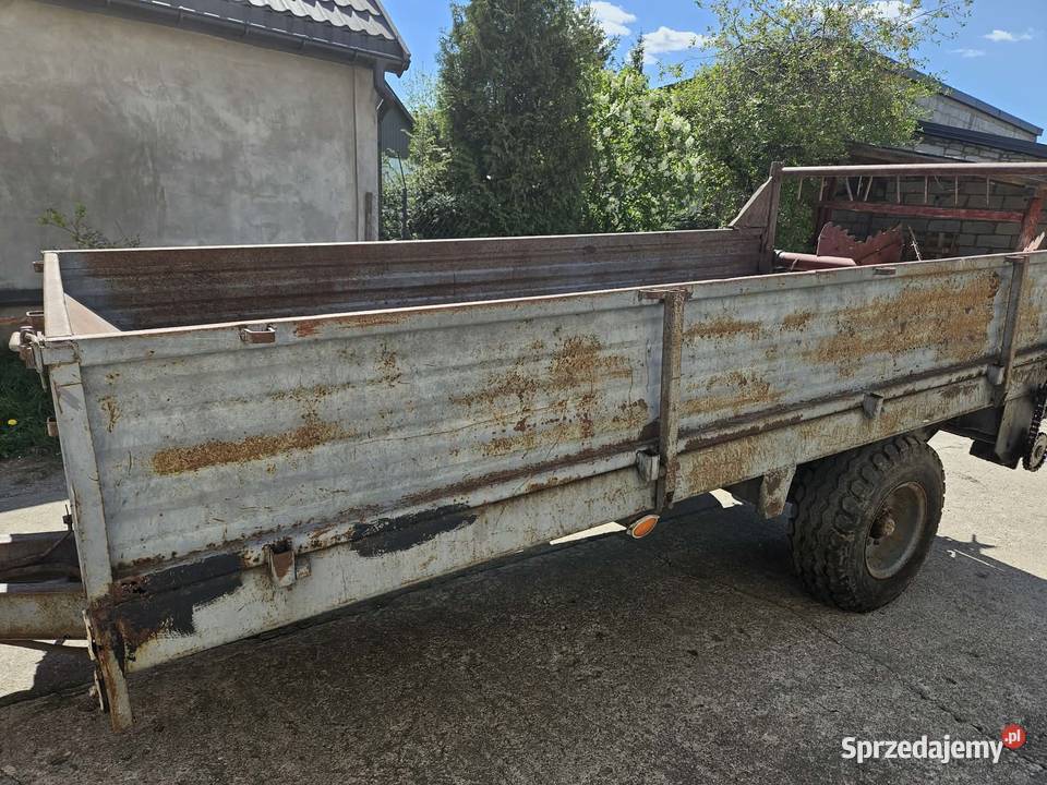Rozrzutnik Agromet 35 t kompletny sprawny 1988 r nieuszkodzony
