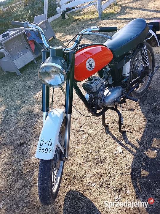 Sprzedam WSK w oryginalnym malowaniu 85 r motorower