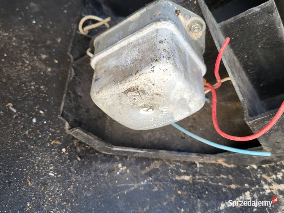 JAWA CZ 350 250 REGULATOR NAPIĘCIA SCHOWEK Regulatory napięcia
