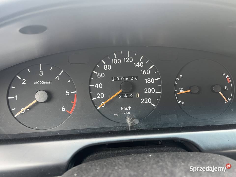 Toyota carina E kombi 20 td nieuszkodzony Łosiów