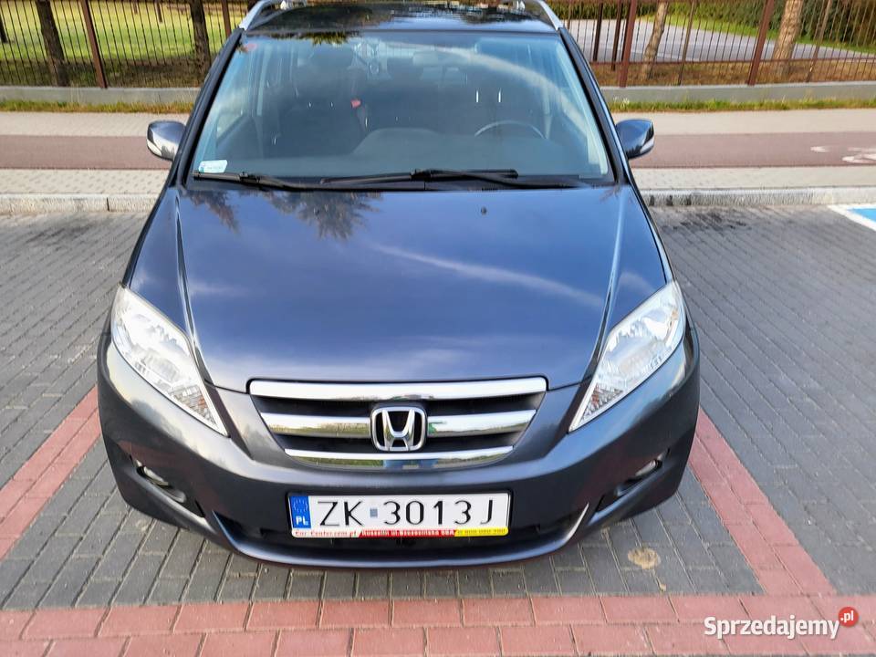 Honda FRV 17 benzyna dużo multimediów rodziny autoalarm FR-V