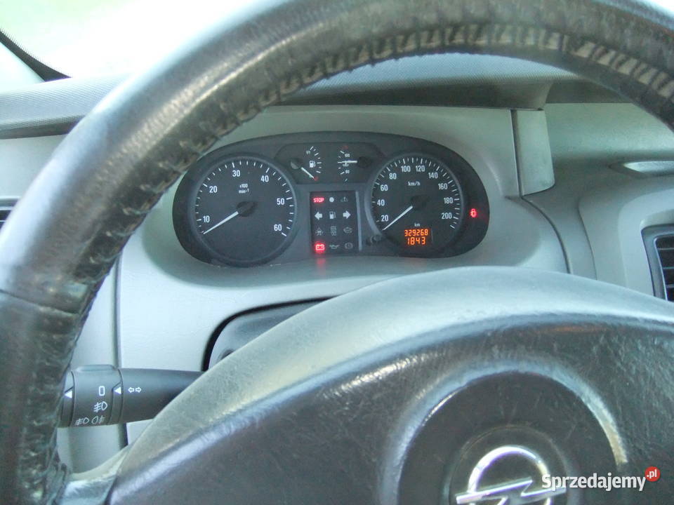 Opel Vivaro 19tdi 101 9 osobowe Ostrzeszów