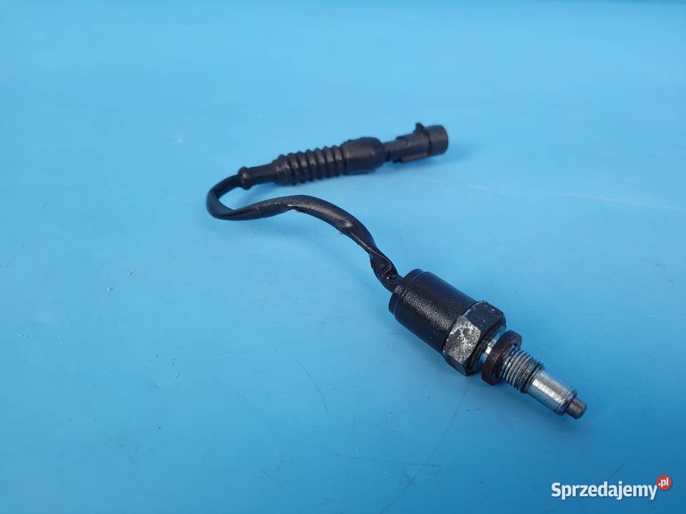 DEUTZFAHR 6130 TTV WŁĄCZNIK 27659402010 3 SZTUKI Kolno