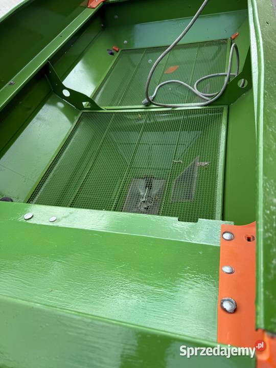 Rozsiewacz Amazone M 1501 Stan 2010r