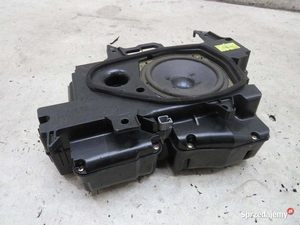 SUBWOOFER LAND CRUISER 120