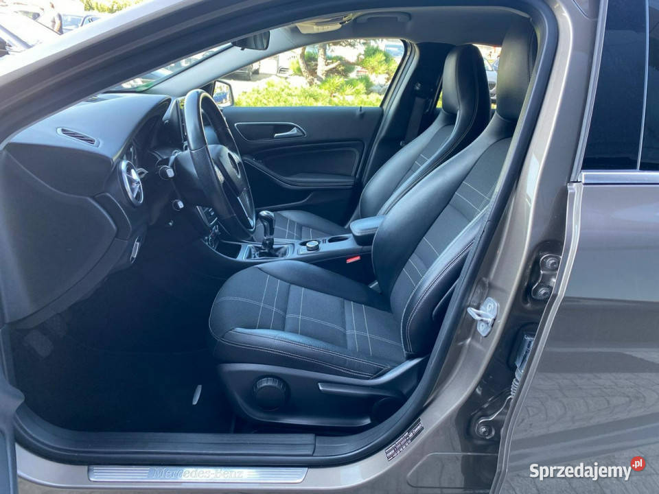 Mercedes A 180 LED BiXenon manual navi PDC Mercedes-Benz Żory