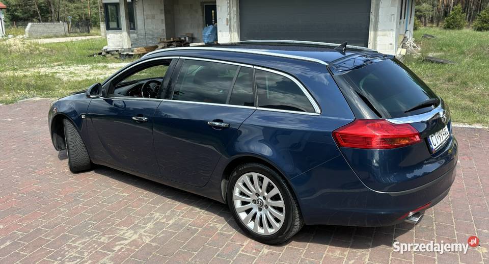 Opel Insignia z domu
