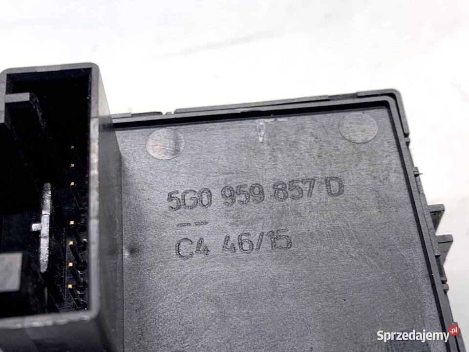 PRZEŁĄCZNIK SZYB VW GOLF VII 5G0959857D osobowe sprzedam