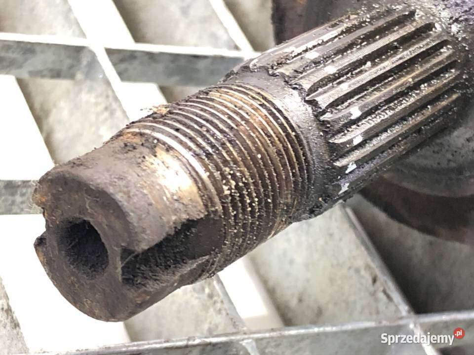 PÓŁOŚ PRAWY PRZÓD FIAT PANDA II 11 54 PRZEGUB