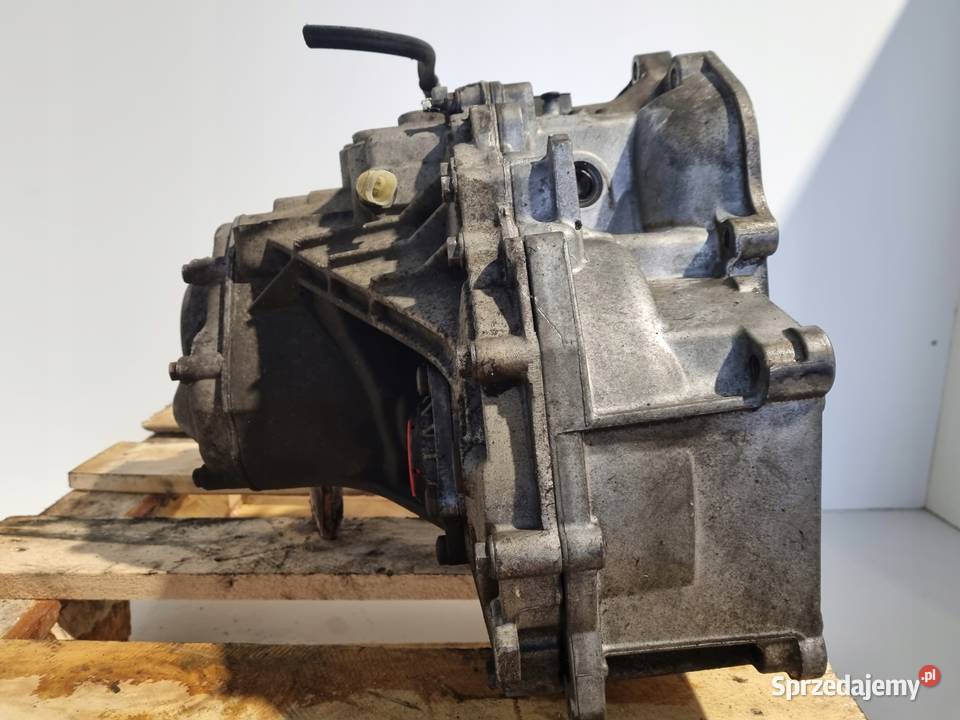 SKRZYNIA BIEGÓW Saab 95 95 30 TiD manualna osobowe Rudka