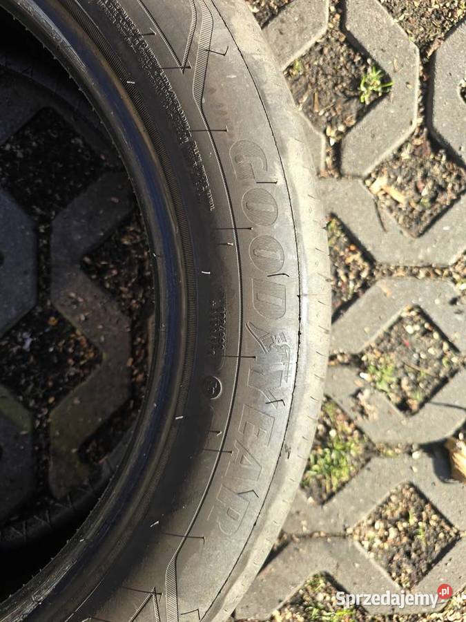 Prawie nowe opony Goodyear 21555R18 letnie Samochodowe Katowice sprzedam