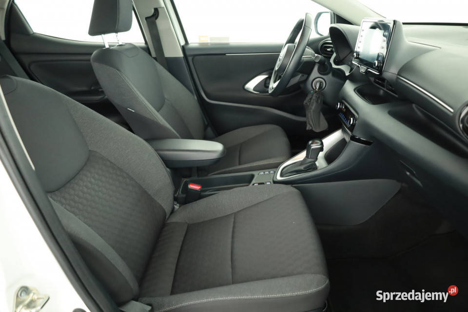 Toyota Yaris 15 VVTi Hybrid system Start-Stop