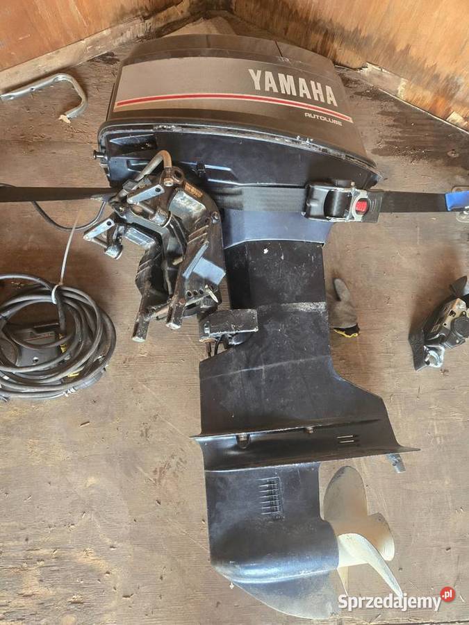 Silnik zaburtowy YAMAHA 40 Ostrołęka sprzedam