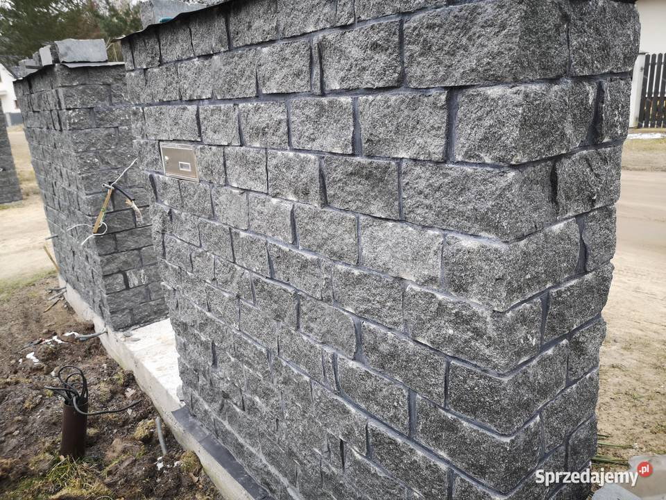 BLOCZEK murowy CZARNY z Kamienia naturalnego Marki