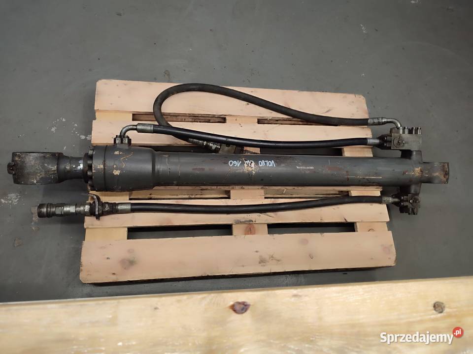 Siłownik hydrauliczny wychyłu ramienia VOLVO EW sprzedam