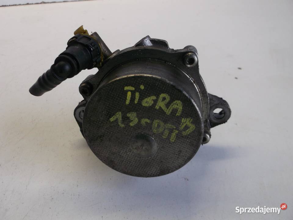 POMPA VACU VACUM OPEL TIGRA B 13 CDTI wielkopolskie sprzedam