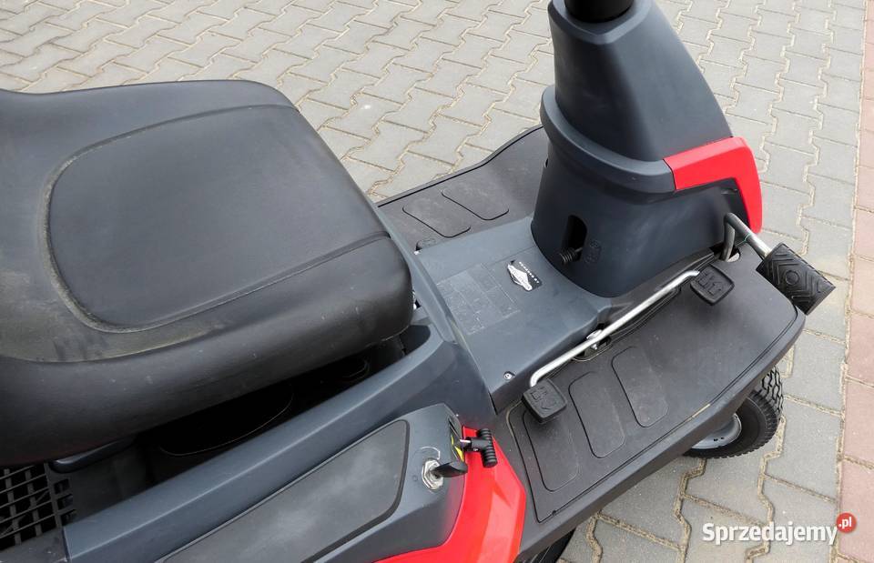 Traktorek kosiarka Ferrari Castelgarden XE966HD Traktorki