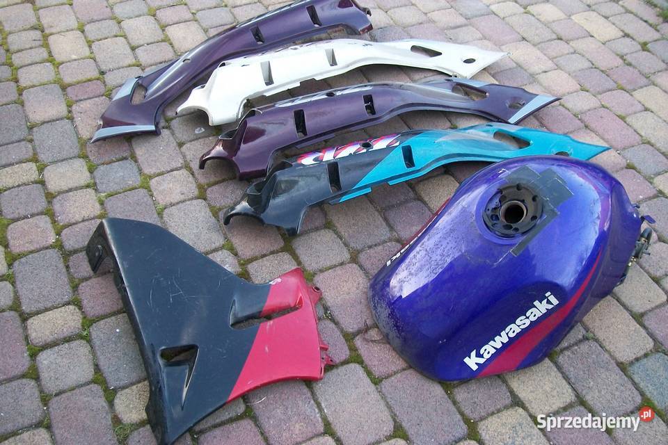 kawasaki zzr 600zbiornik plastiki pod kanape Lwówek Śląski