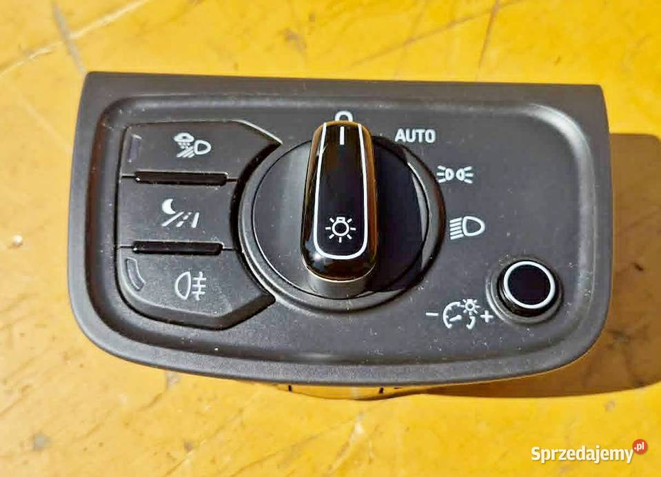 AUDI A8 D4 WŁĄCZNIK PRZEŁĄCZNIK ŚWIATEŁ Panele sterowania, przełączniki Radom sprzedam