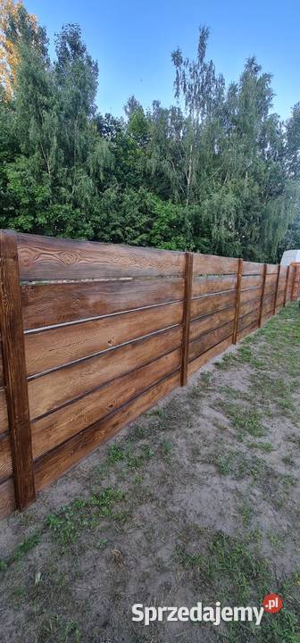 Ogrodzenie z Drewna Betonowego Imitacja Drewna Kraków