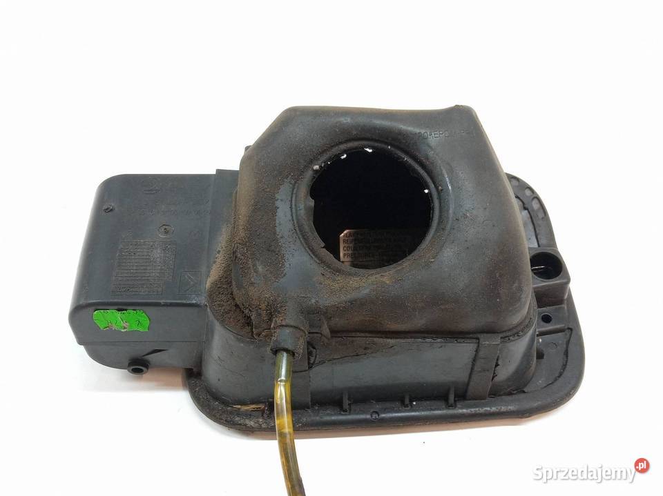 KLAPKA WLEWU PALIWA CZARNA 3T5809857 Skoda