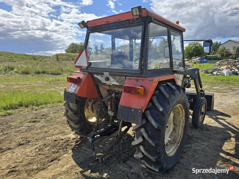 Ciągnik URSUS C360 TUR 1600 wspomaganie Napęd 2x4 Czarne