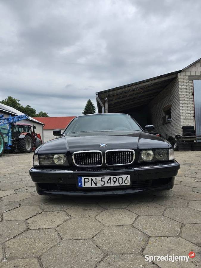 Bmw e38 v8 manual Podedwórze