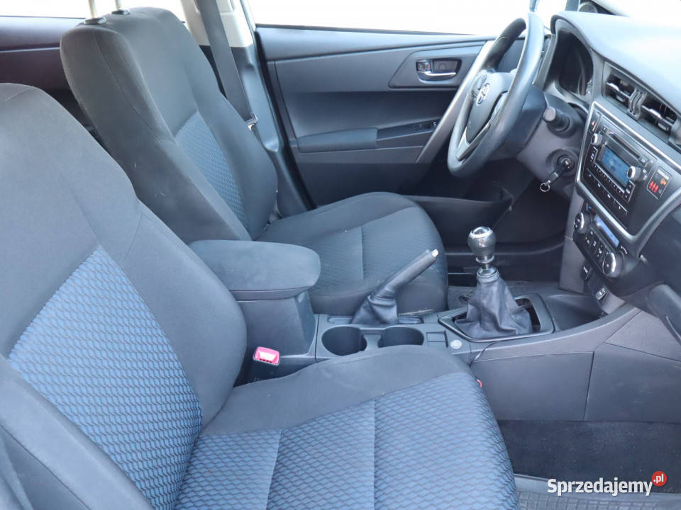 Toyota Auris 13 Dual VVTi Auris Piaseczno