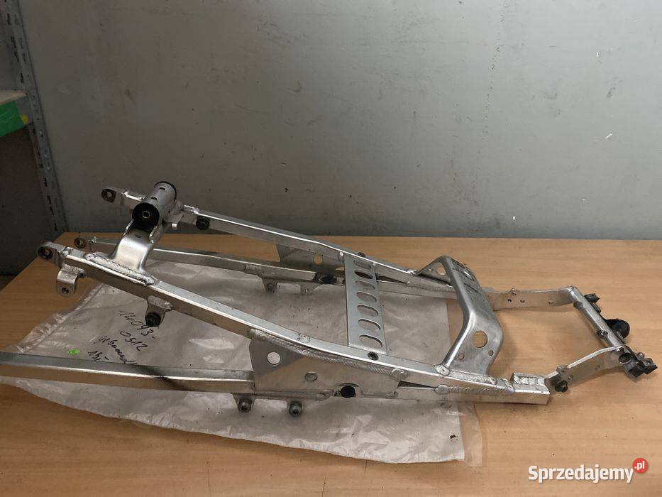 YAMAHA YZFR6 RJ01 RJ03 9902 stelaż zadupka
