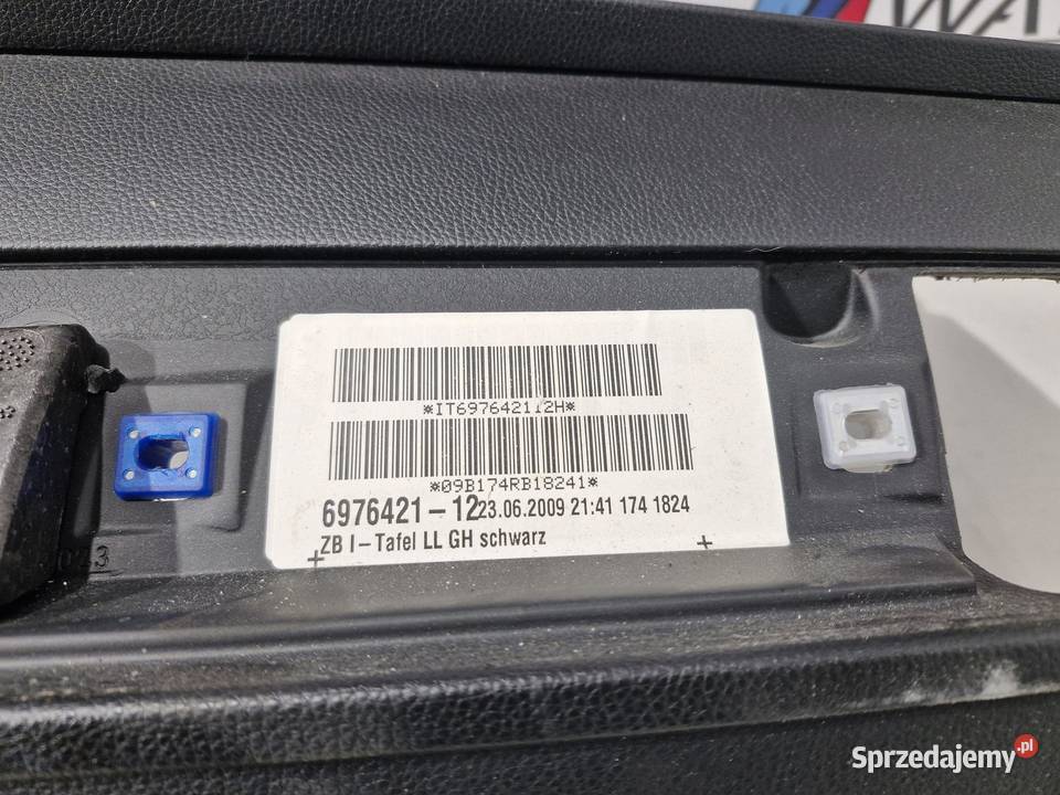 6976421 BMW E60 E61 KONSOLA DESKA ORYGINAŁ osobowe sprzedam
