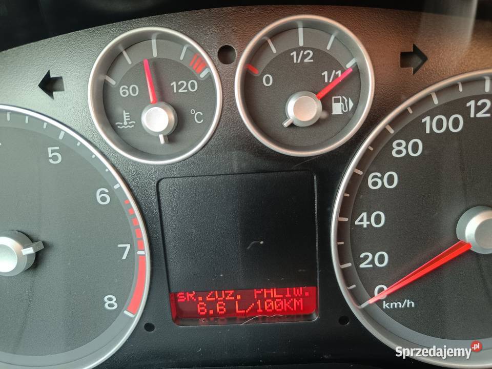 Ford Focus 96000 przebiegu full serwis ASO Warszawa