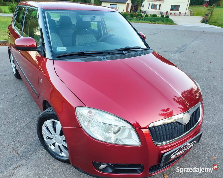 Ładna nie zgnita Skoda Fabia II 12 benzyna z sprzedam