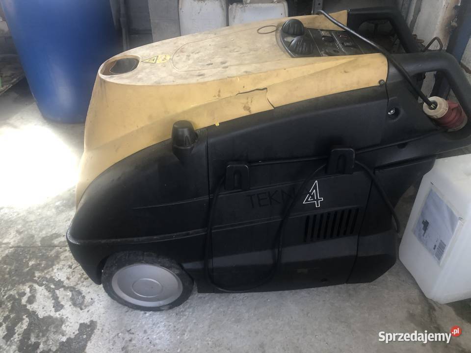 Myjka ciśnieniowa na gorącą wodę Ostrowik