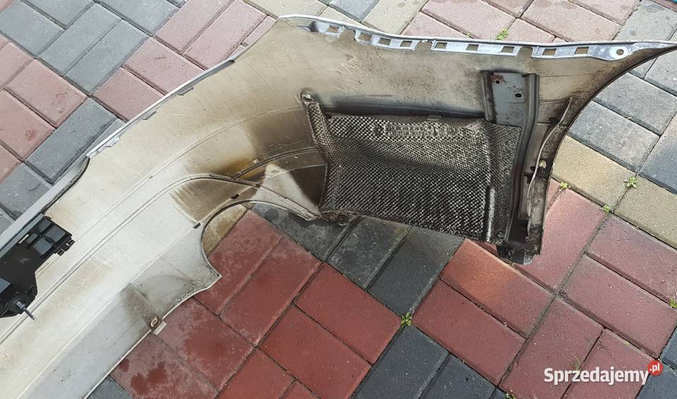 zderzak tył sedan mercedes c klasa W204 Radom