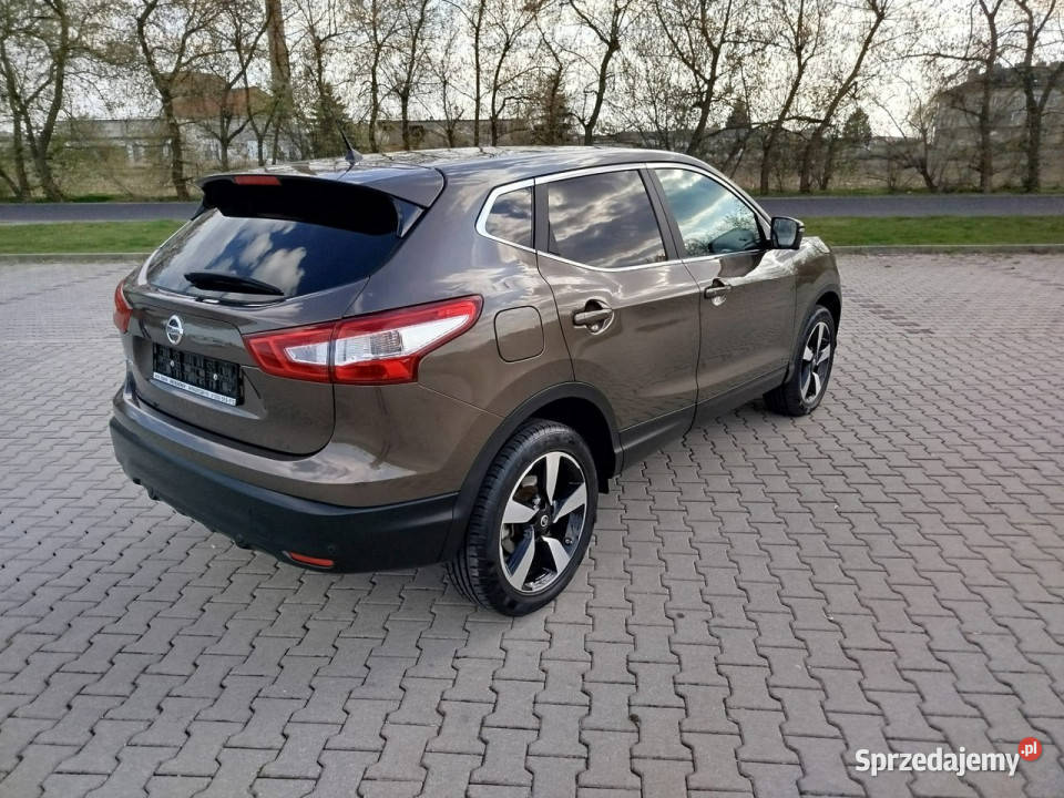 Nissan Qashqai 16 mały przebieg II 20132021 Rok produkcji 2016 Qashqai Jarocin