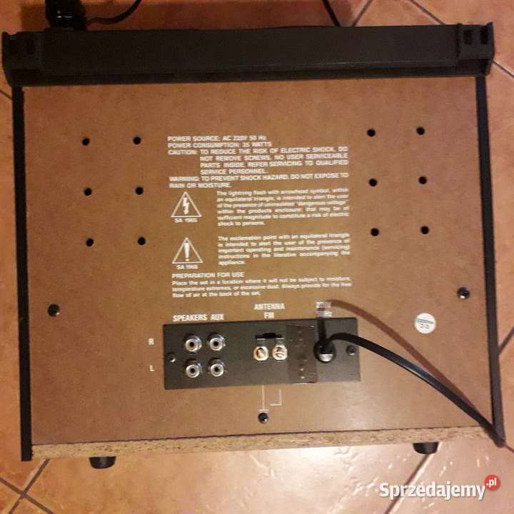 Wieża TOKYU do naprawy z 2 głośnikami