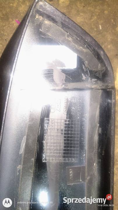 Lotka spoiler tylnej klapy Avant Audi A4 B8 Rok produkcji 2010