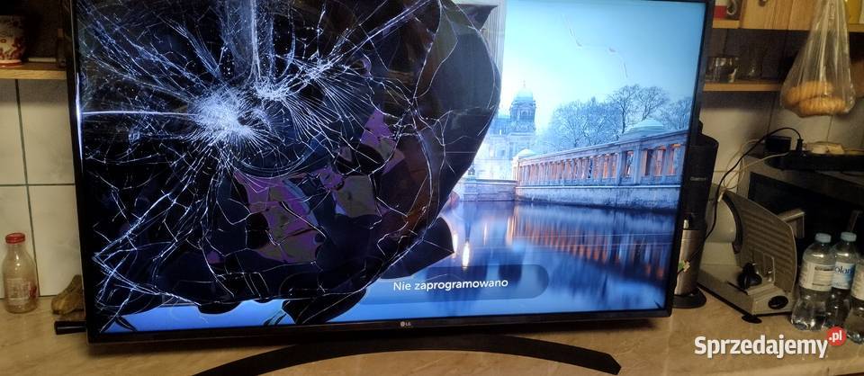 LG49UJ634VCzęsci sprawne sprzedam