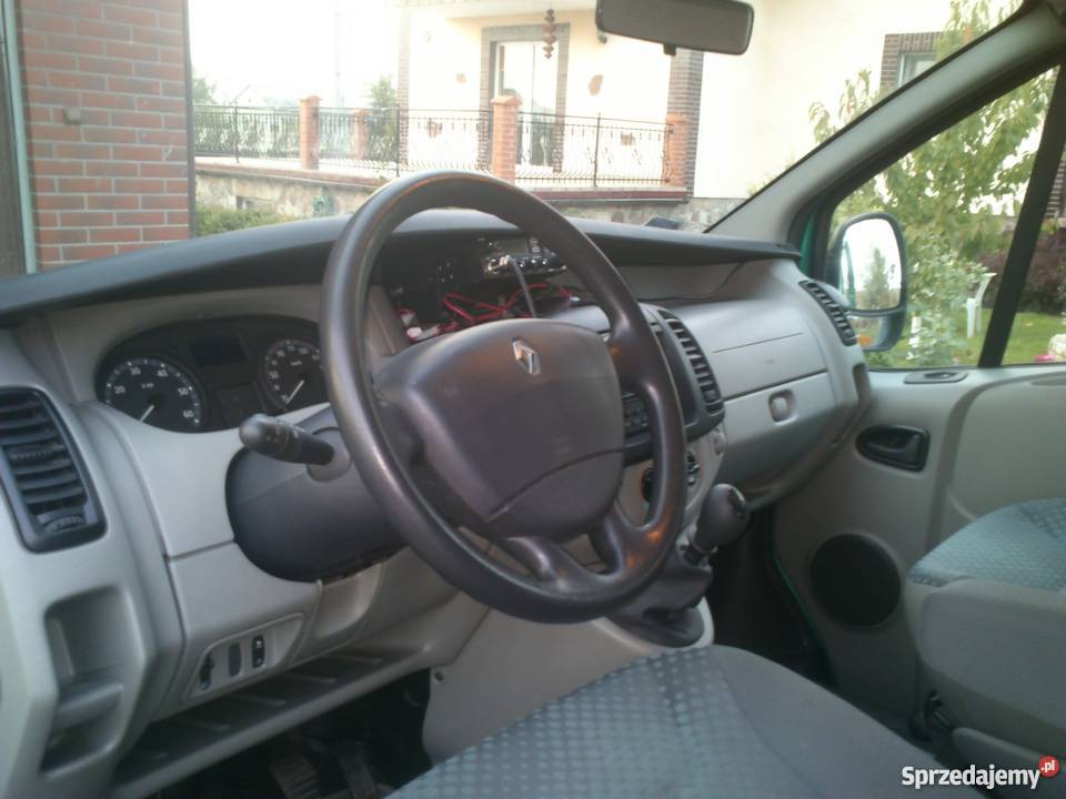 Renault Trafic maxi 25 dCI L2H1P2 hak Prabuty sprzedam