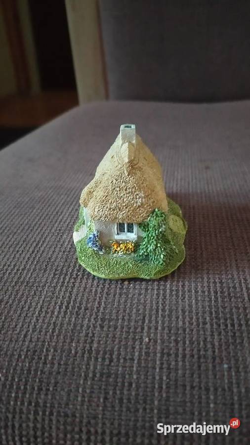 Kolekcja Starych domków ozdobnych Gołowierzchy