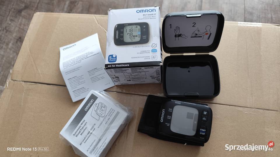 Omron RS7 Intelli IT Cyfrowy Ciśnieniomierz