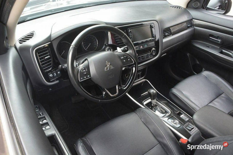Mitsubishi Outlander 22 DID nawi 7 osobowy automatyczna Sędziszów Małopolski