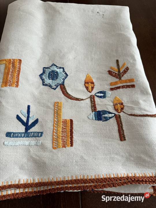 Obrus PRL lata60 te ręcznie haftowany Vintage