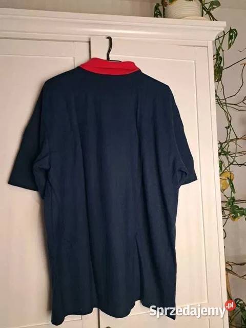 Stylowa koszulka polo Haier z czerwonym Trąbki Wielkie