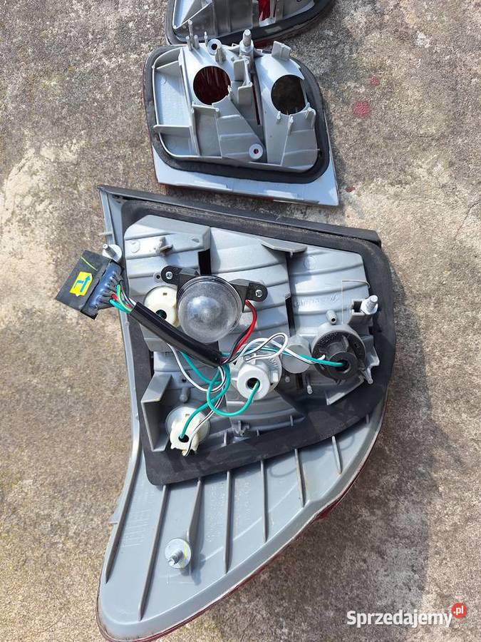 Światła tył BMW e46 przedlift sprzedam