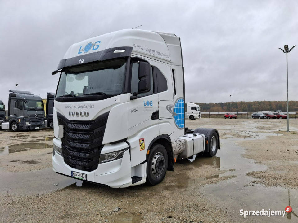 Iveco AS440STP Komorniki