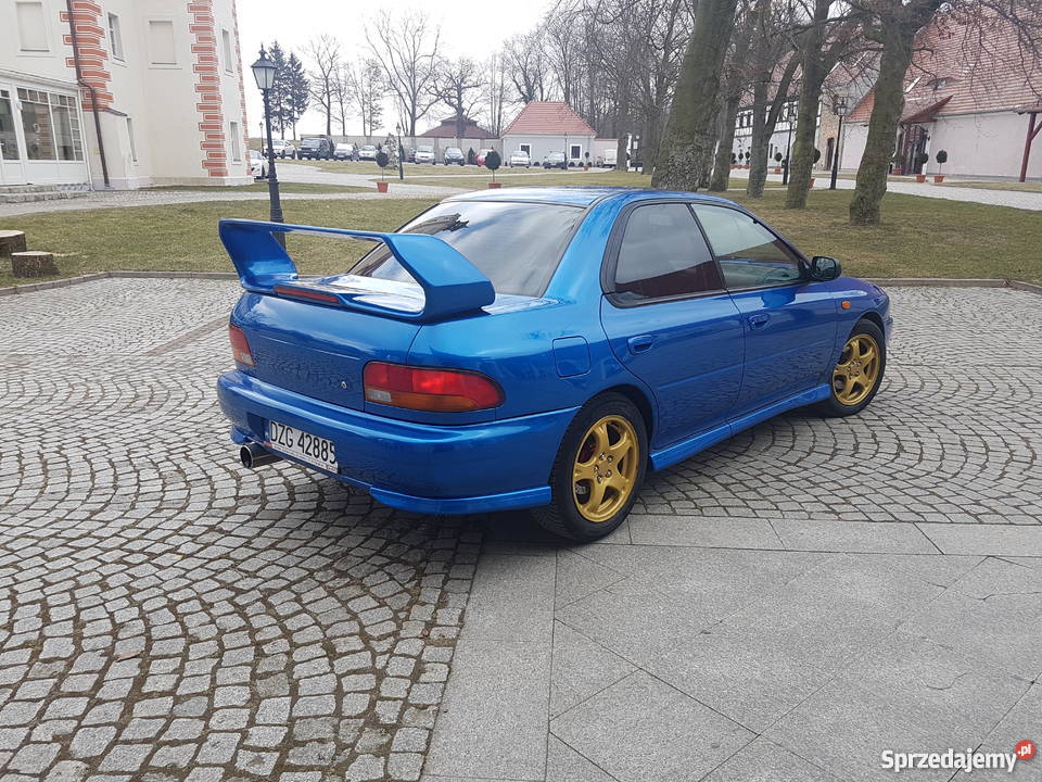 Subaru Impreza GT welurowa tapicerka Impreza Zgorzelec